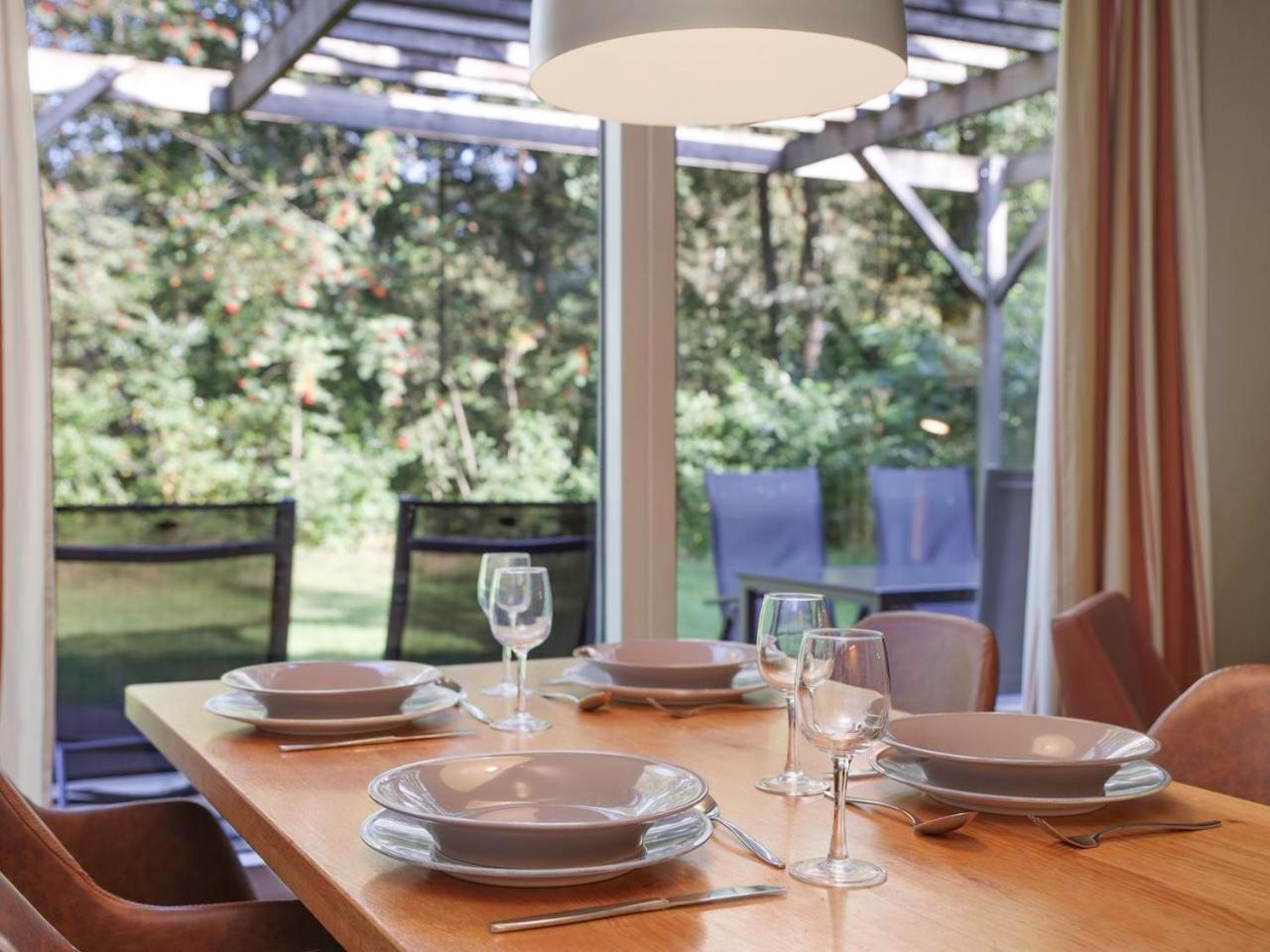 Luxury 4-Person Bungalow In The Holiday Park Landal Twenhaarsveld Holten Pokoj fotografie