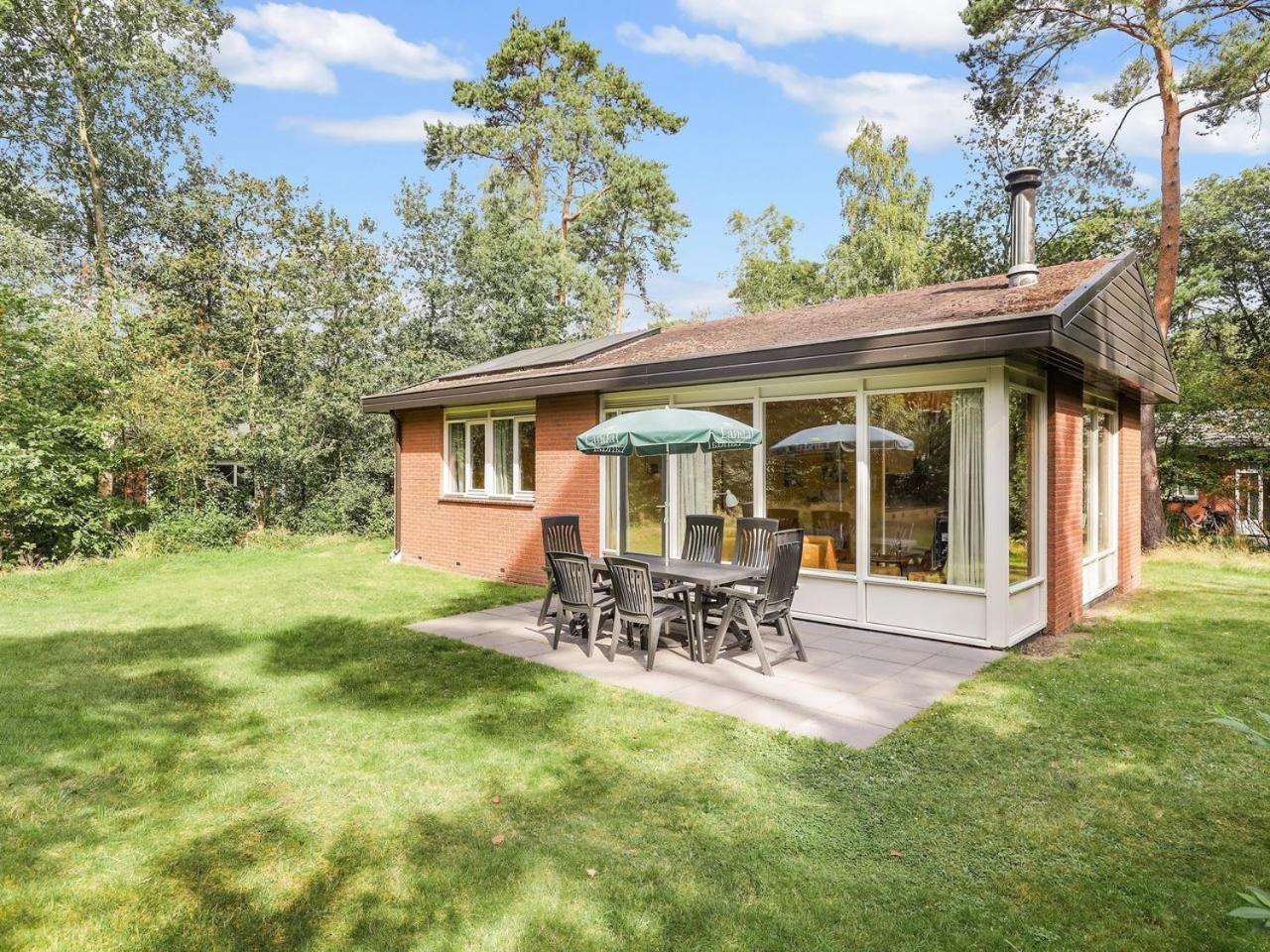 Luxury 4-Person Bungalow In The Holiday Park Landal Twenhaarsveld Holten Pokoj fotografie